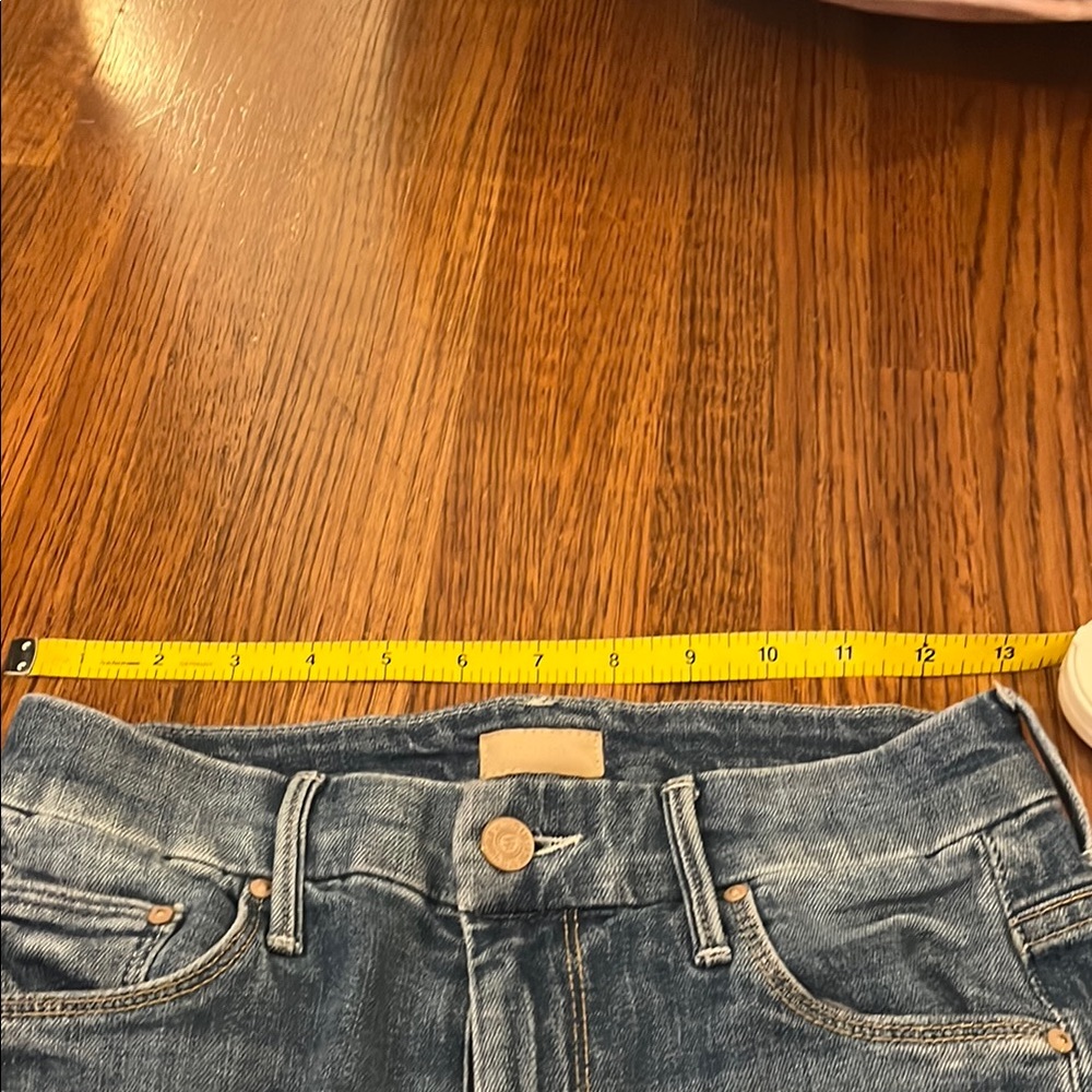 Mother High Waisted Looker Ankle Fray Jeans in Jumping Off Swings Size 25 - Picture 6 of 15